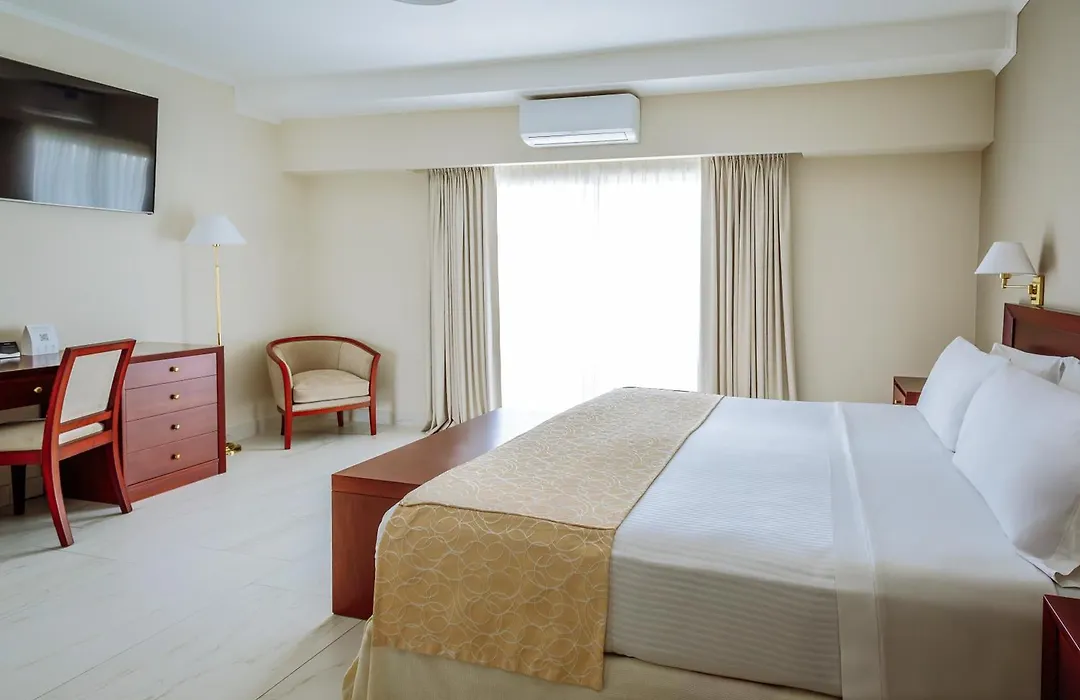 Hotel Riviera-1